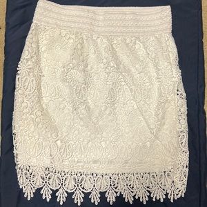 Lace skirt